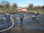 Po dvou letech hasiči opět čistili nádrž v Divišově